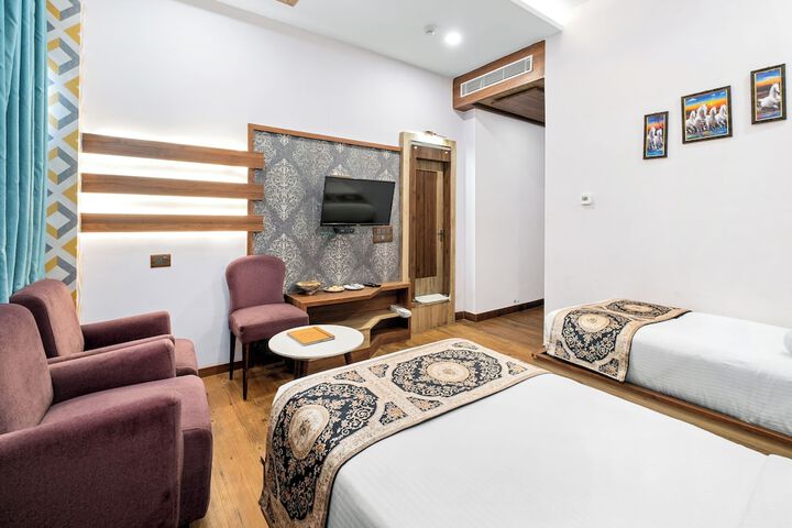 Room 10 of 61