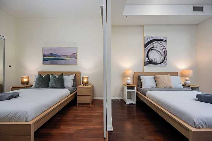 Room 36 of 319