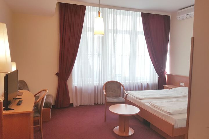 Room 40 of 133
