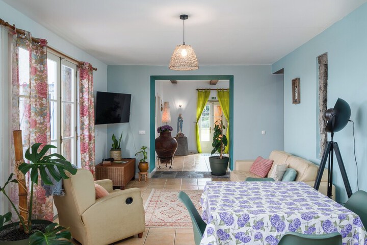 Room 47 of 120
