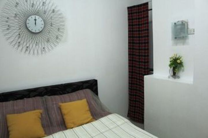 Room 18 of 30