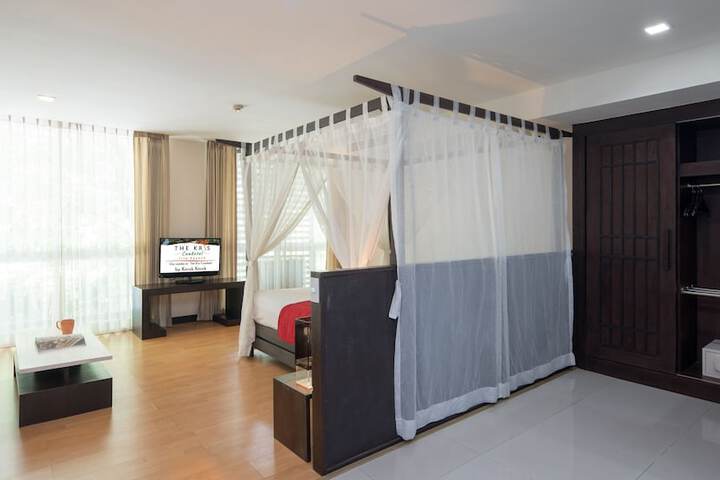 Room 17 of 84