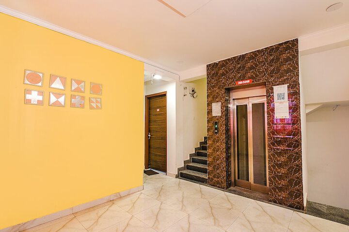 Hotel Interior 7 of 27