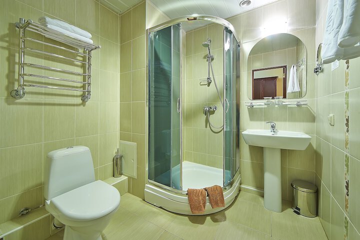 Room 30 of 43