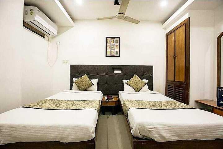 Room 5 of 36