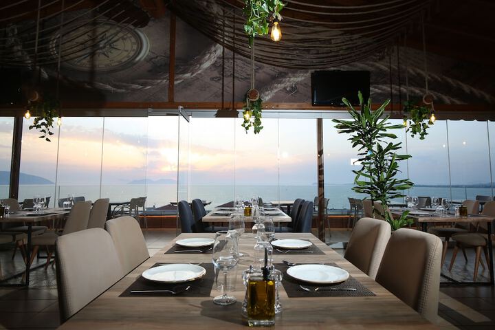Dining 199 of 218