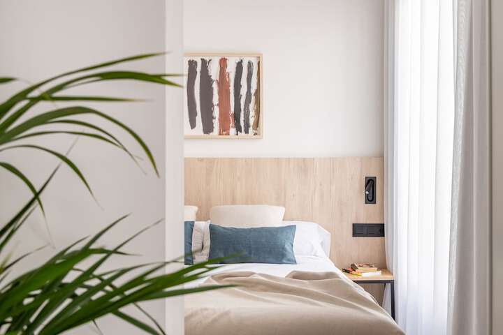 Room 3 of 35