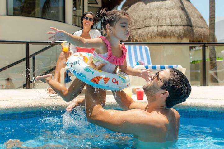 Pools & Facilities