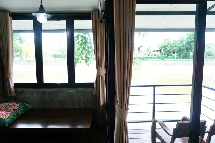 Room 17 of 26