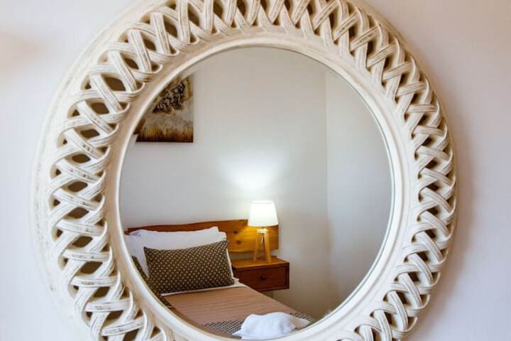 Room 20 of 148