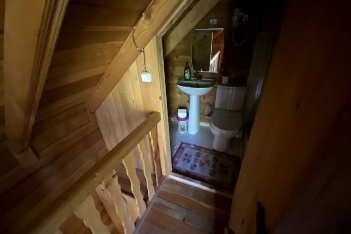 Room 64 of 166