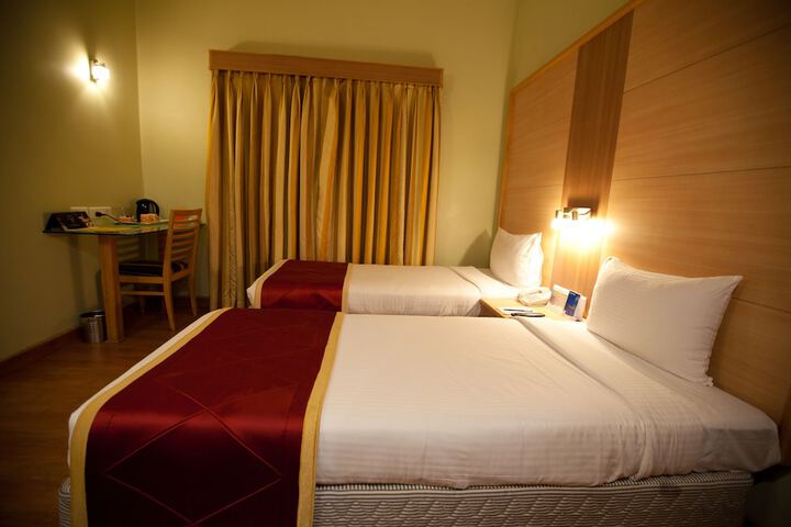 Room 7 of 49