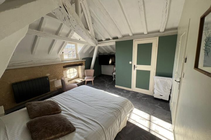 Room 19 of 39