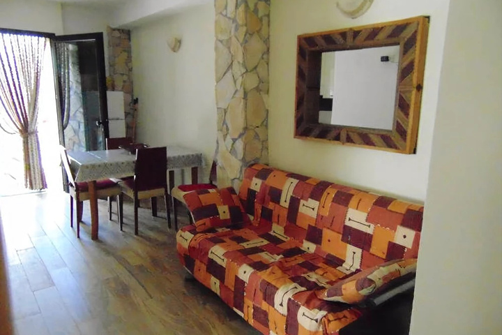 Room 2 of 15