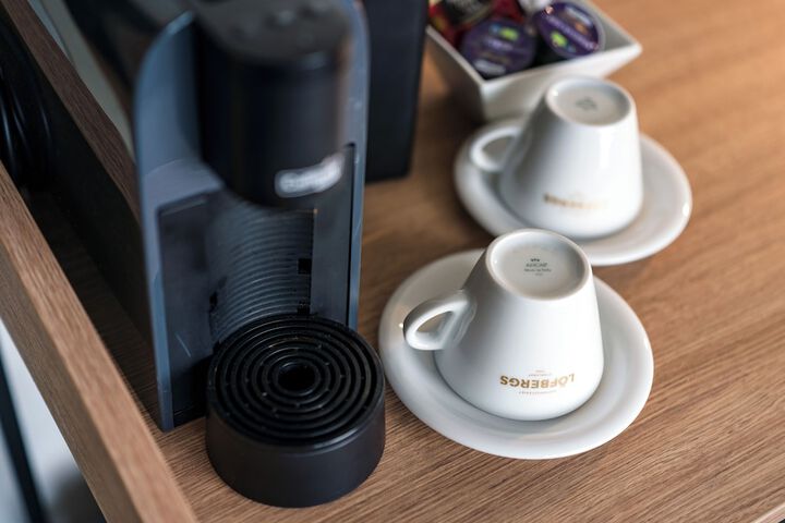 Breakfast/Coffee Service 25 of 47