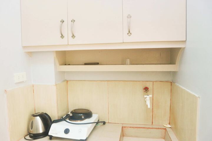Room 4 of 70