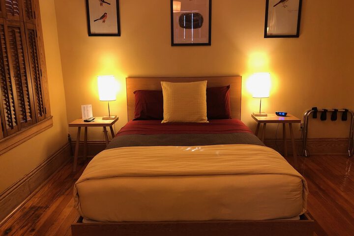1 Queen Bed (15 of 99)