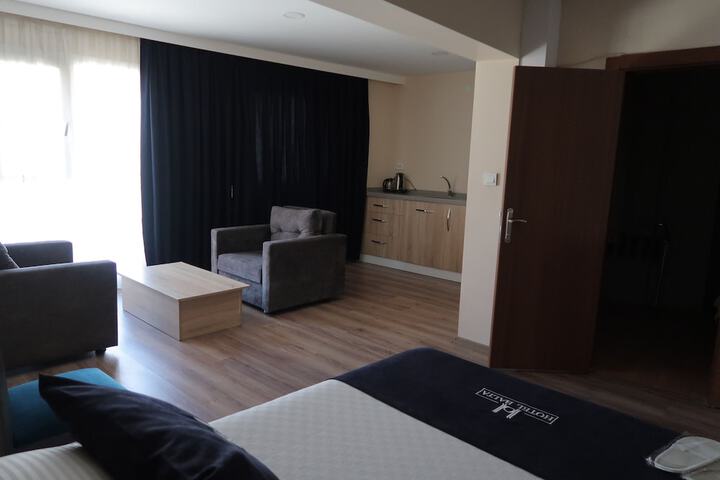 Room 18 of 40