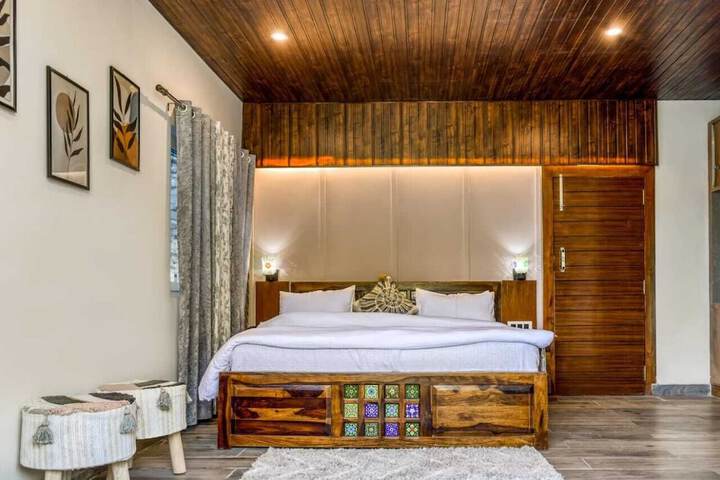 Room 4 of 21