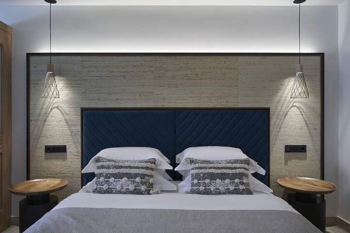 Room 15 of 79