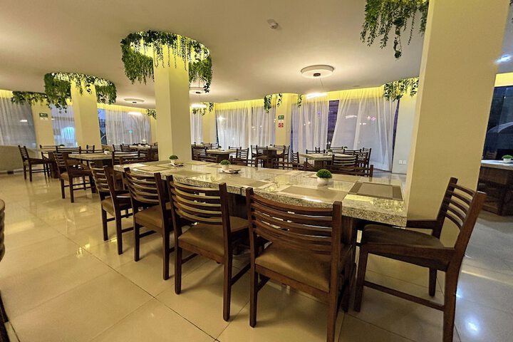 Dining 80 of 91