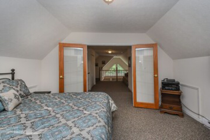 Room 37 of 39