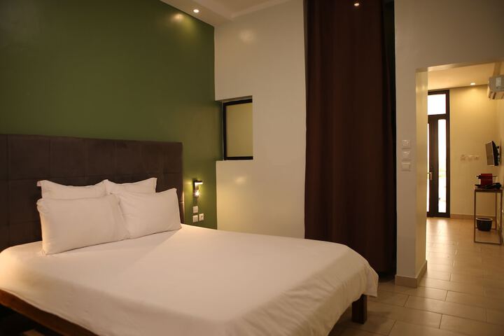 Room 9 of 70