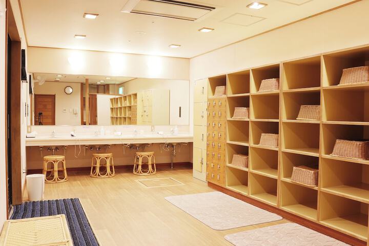 Public bath