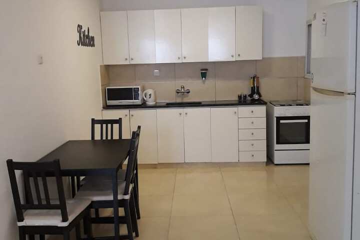 Room 4 of 28
