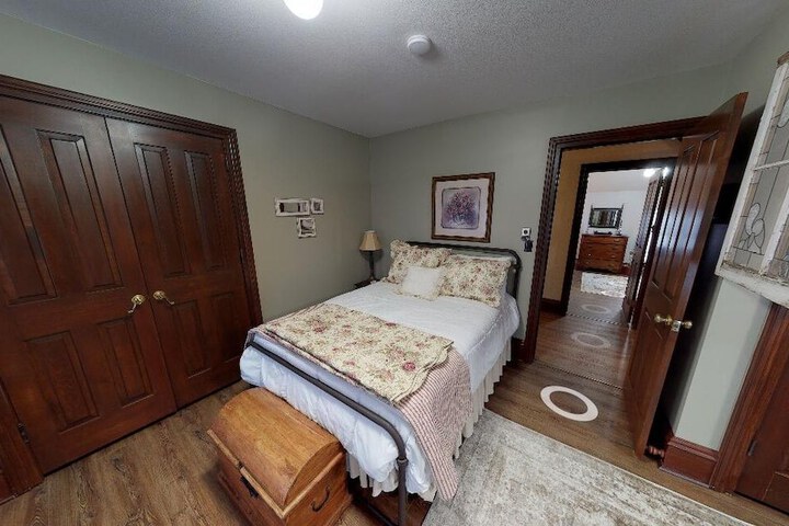 Room 18 of 49