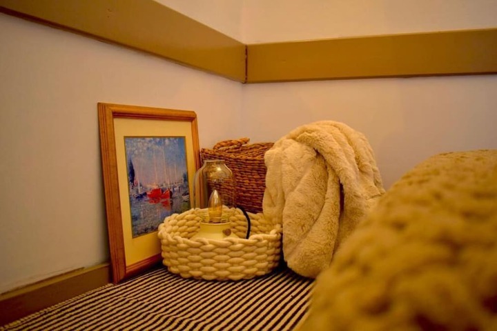 Room 23 of 40