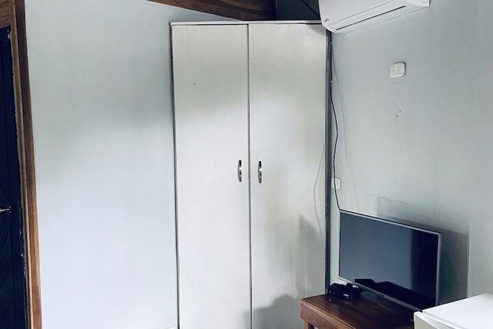 Room 27 of 91