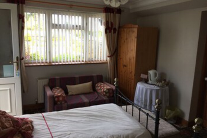 Room 18 of 33