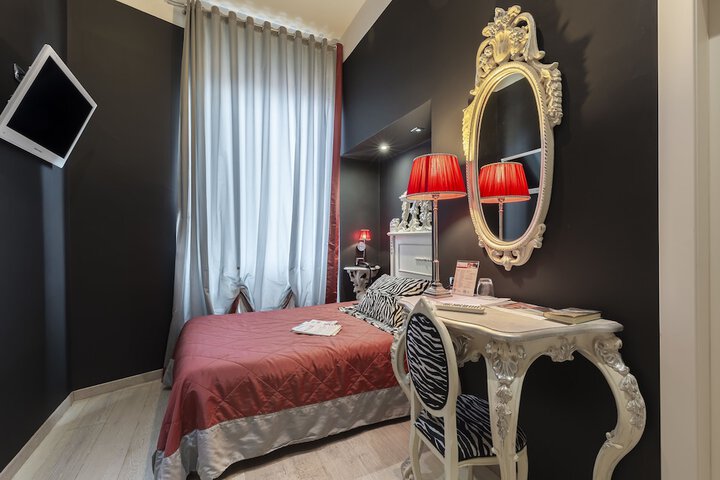 Room 59 of 208
