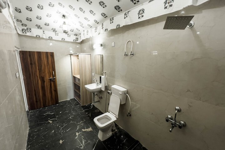 Room 16 of 17