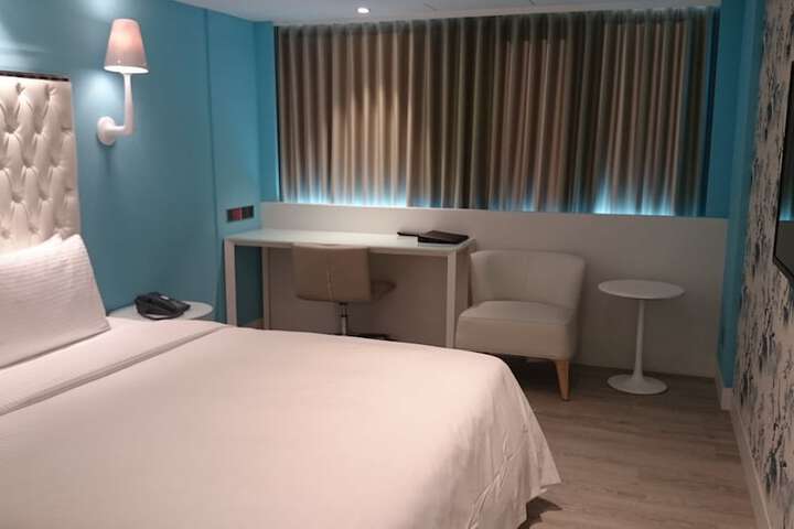 Room 9 of 64
