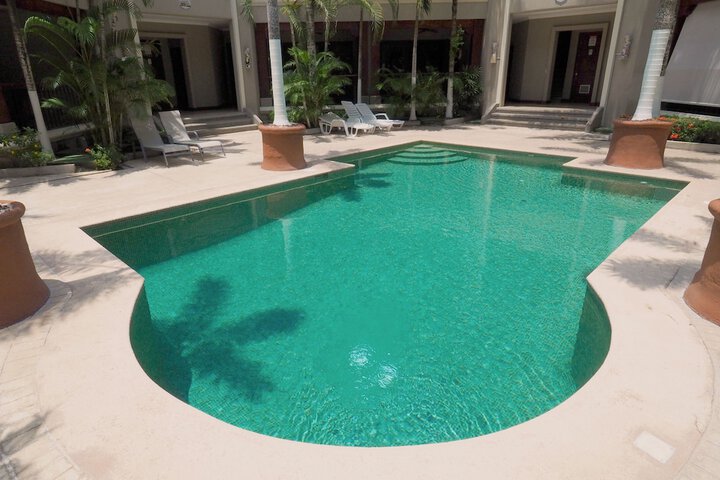 Pool 120 of 138