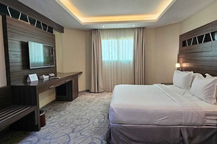 Room 7 of 64