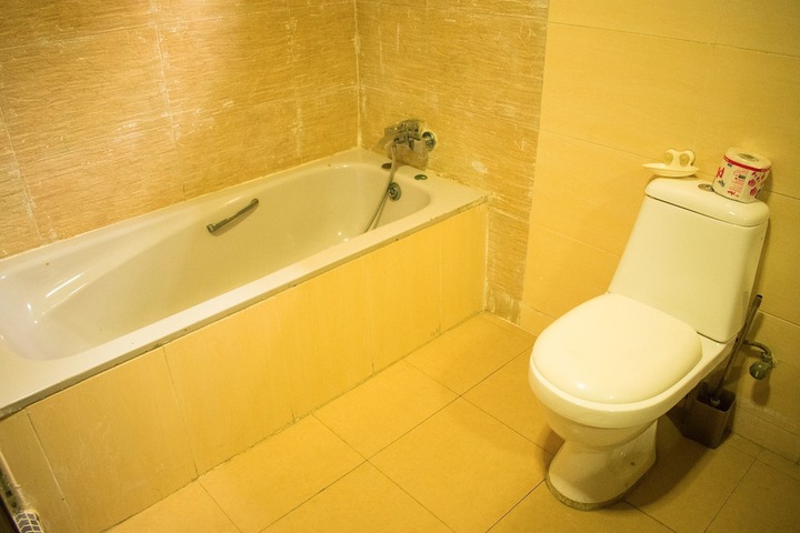 Room 35 of 97