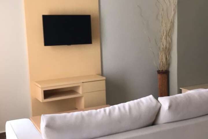 Room 9 of 31