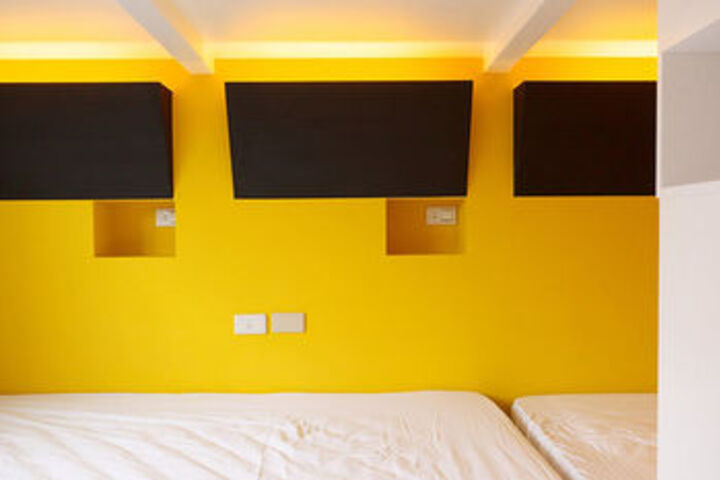 Room 34 of 50