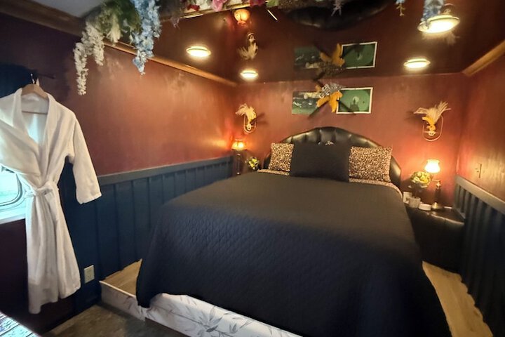 Room 40 of 89