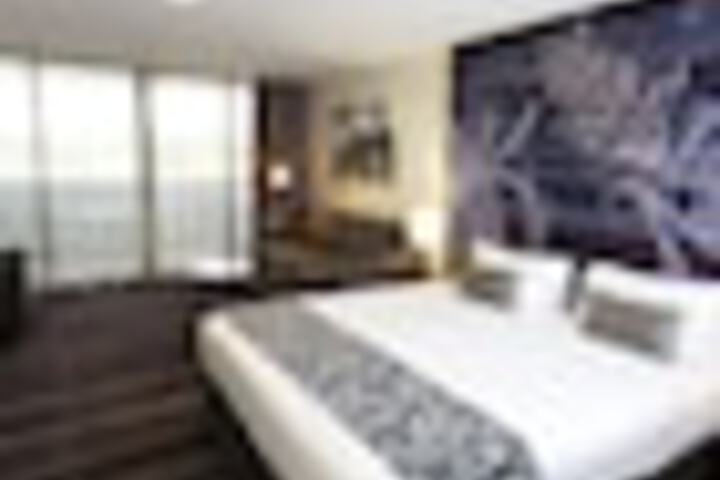 Room 107 of 237