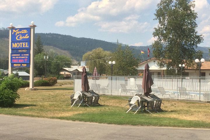 Property Grounds 43 of 55