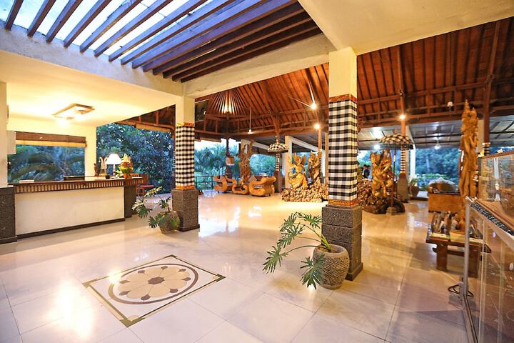 Hotel Interior 2 of 25