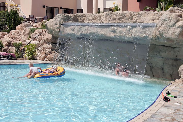 Pools & Facilities