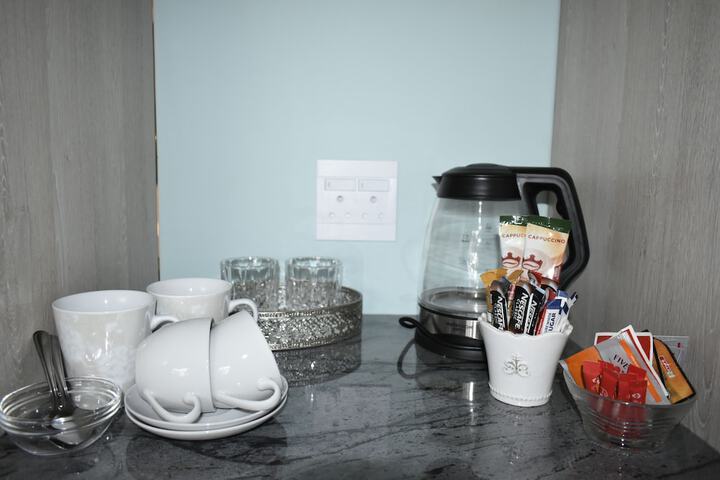 Breakfast/Coffee Service 21 of 42