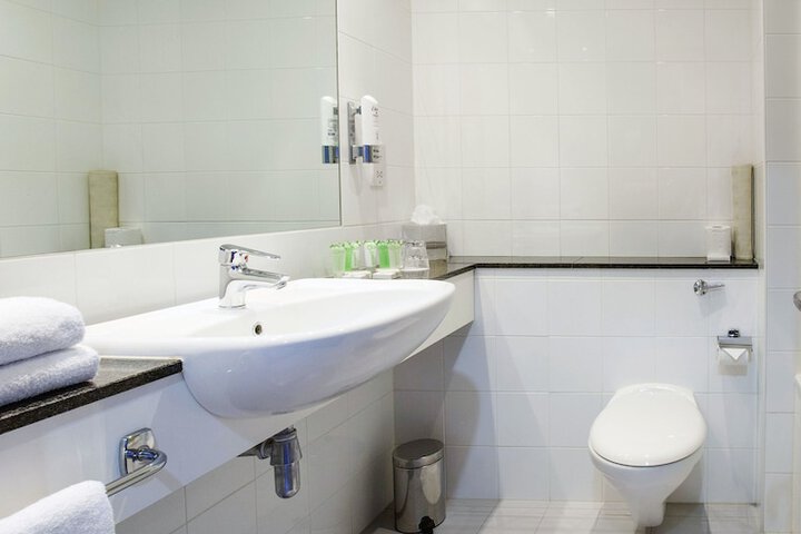 Bath Photo