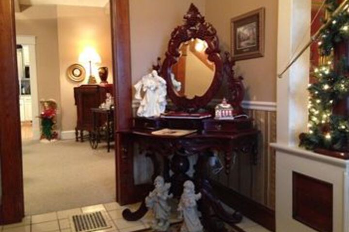 Hotel Interior 4 of 49