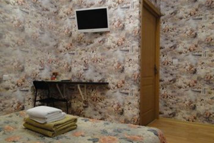 Room 72 of 103